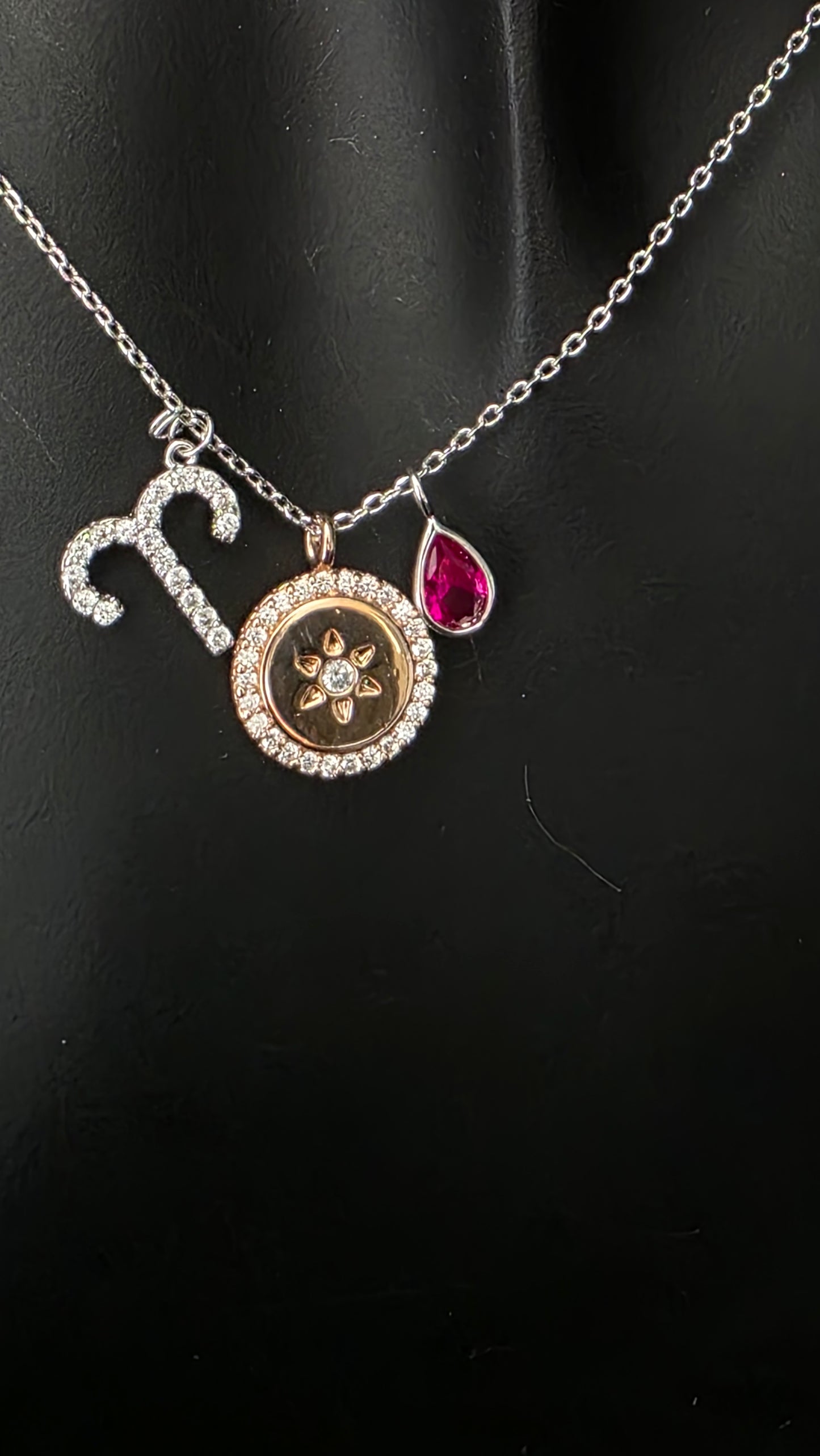 Collar zodiacal Aries