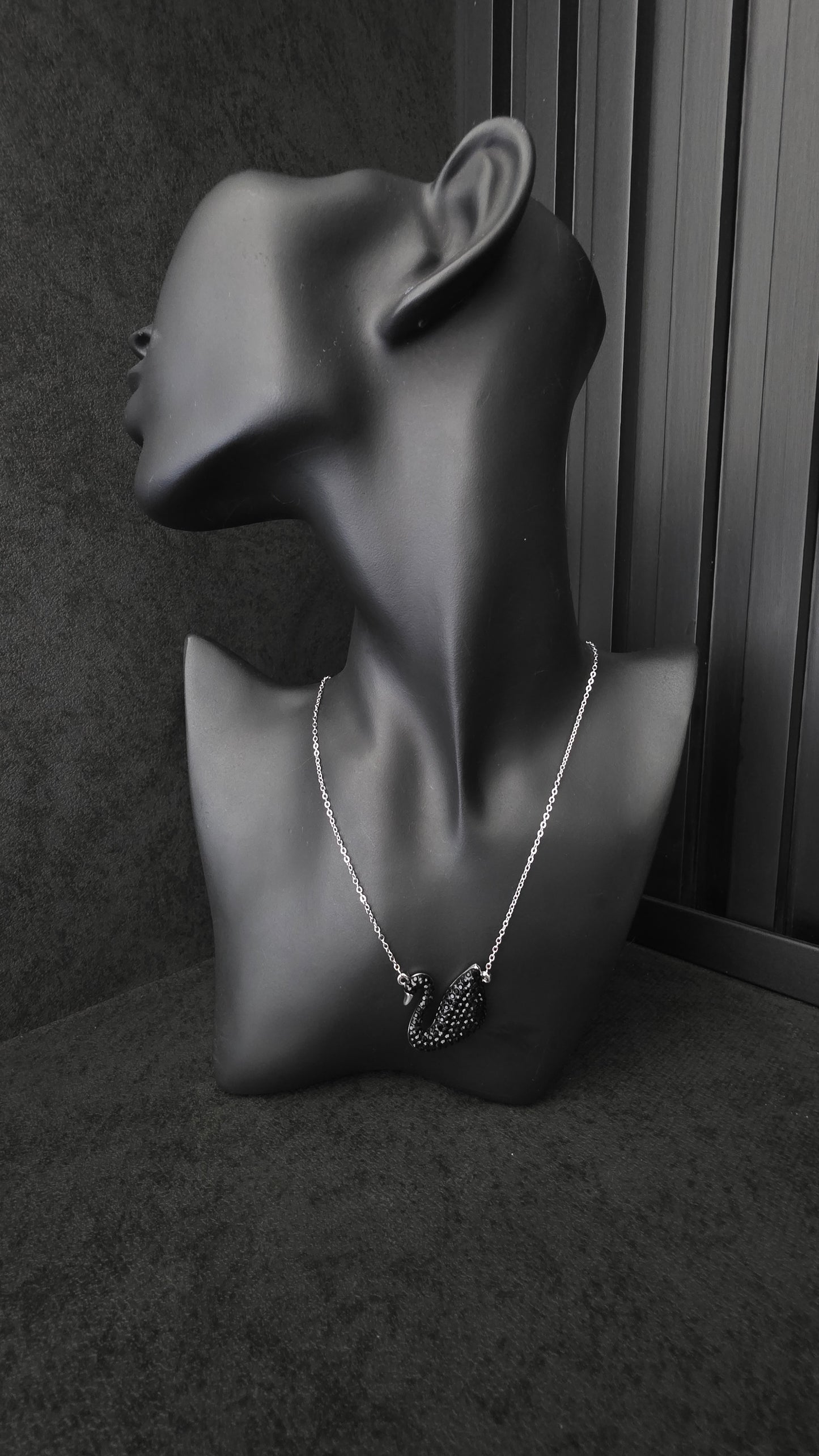 Collar Swarovski Swan