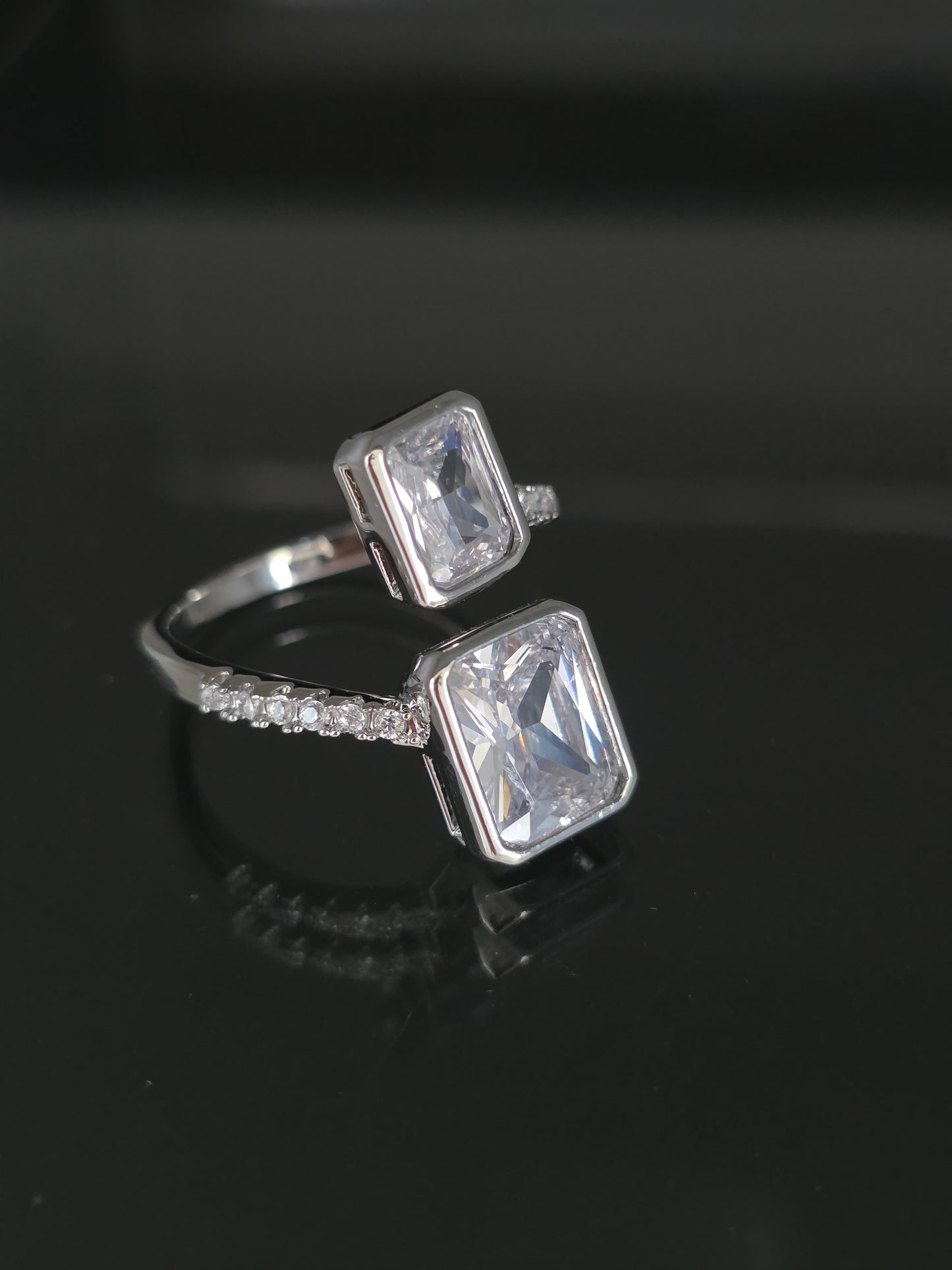 Anillo Betina