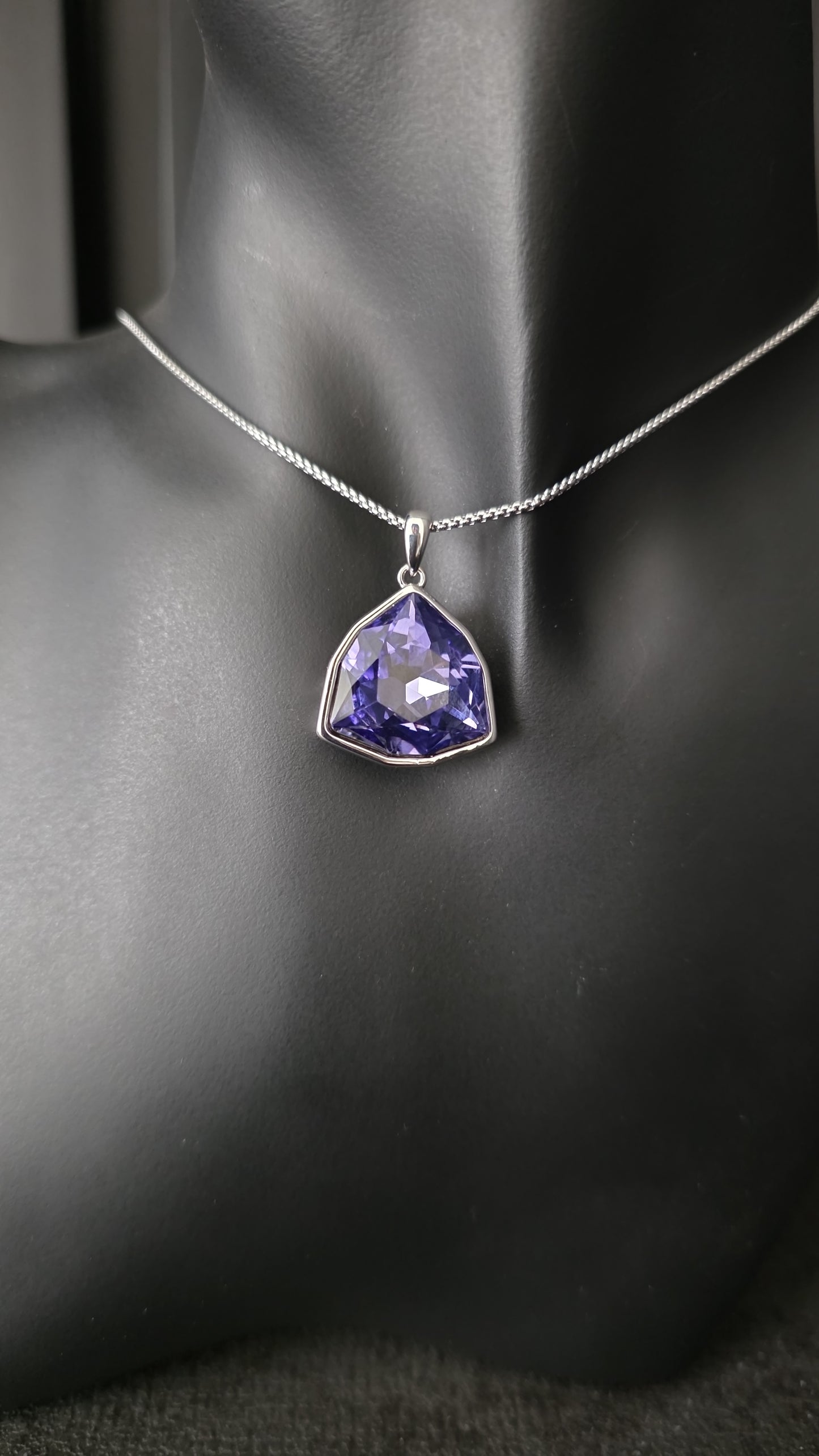 Collar de cristal Swarovski Silvana