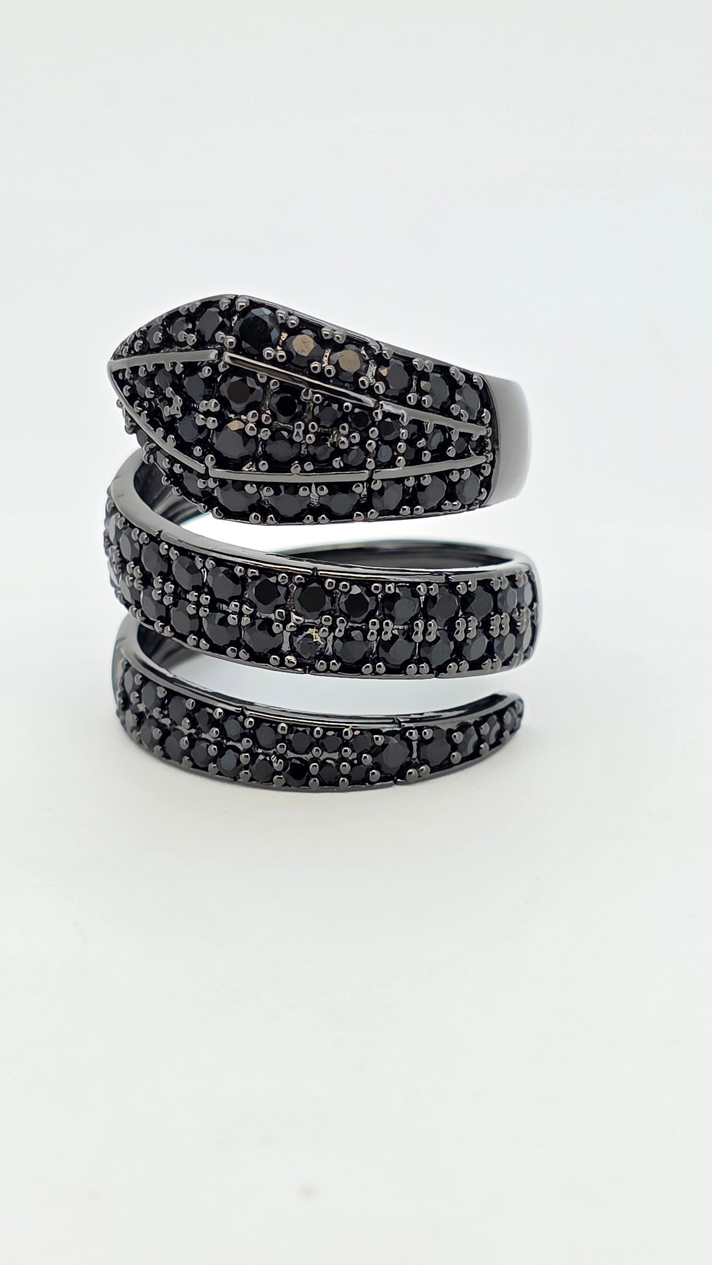 Anillo Snake rutenio negro