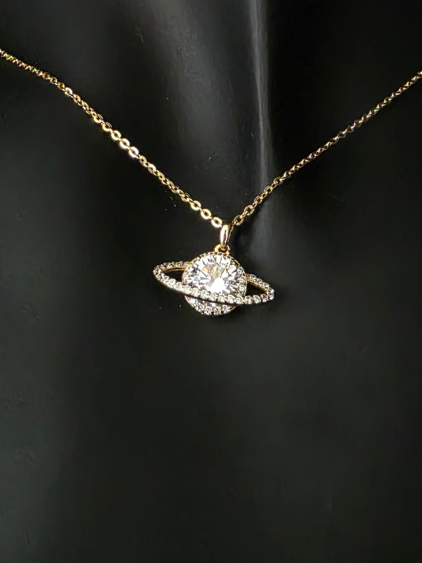 Collar de plata y cristal Swarovski saturno
