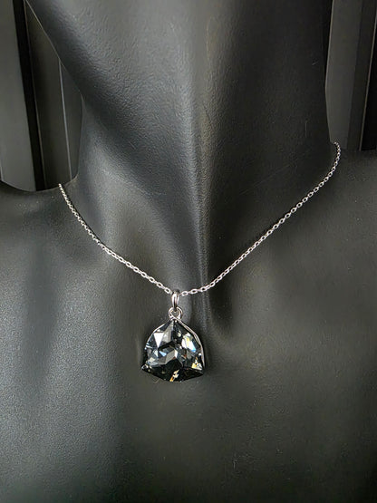 Collar black light Romi