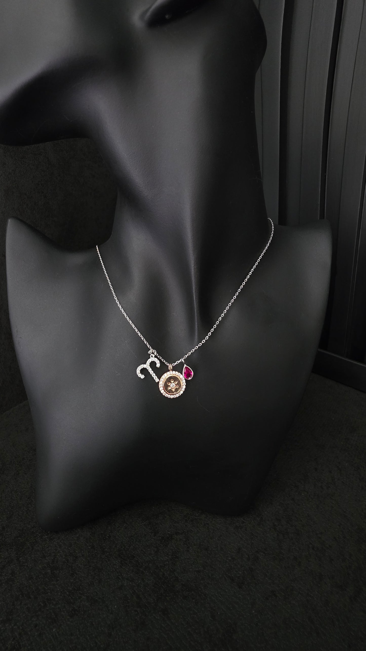 Collar zodiacal Aries