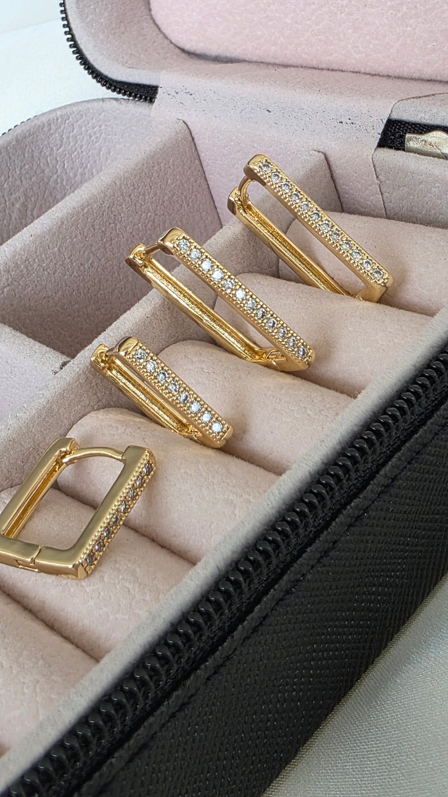 Aros trilogía vertex