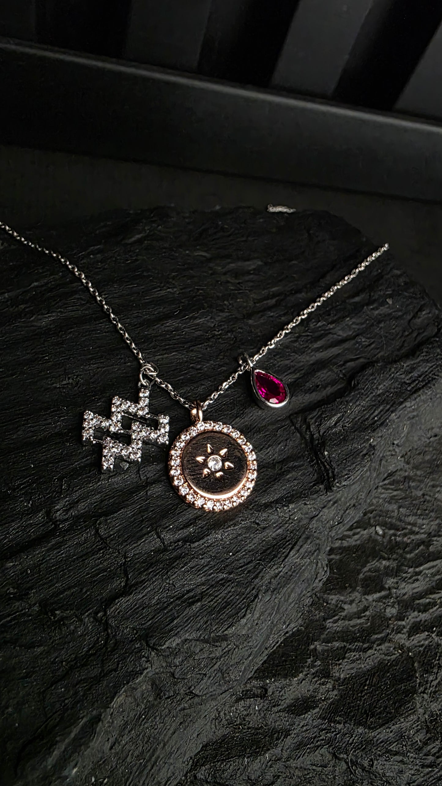 Collar zodiacal cancer