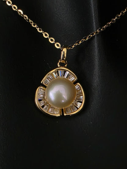 Collar de plata Macarena