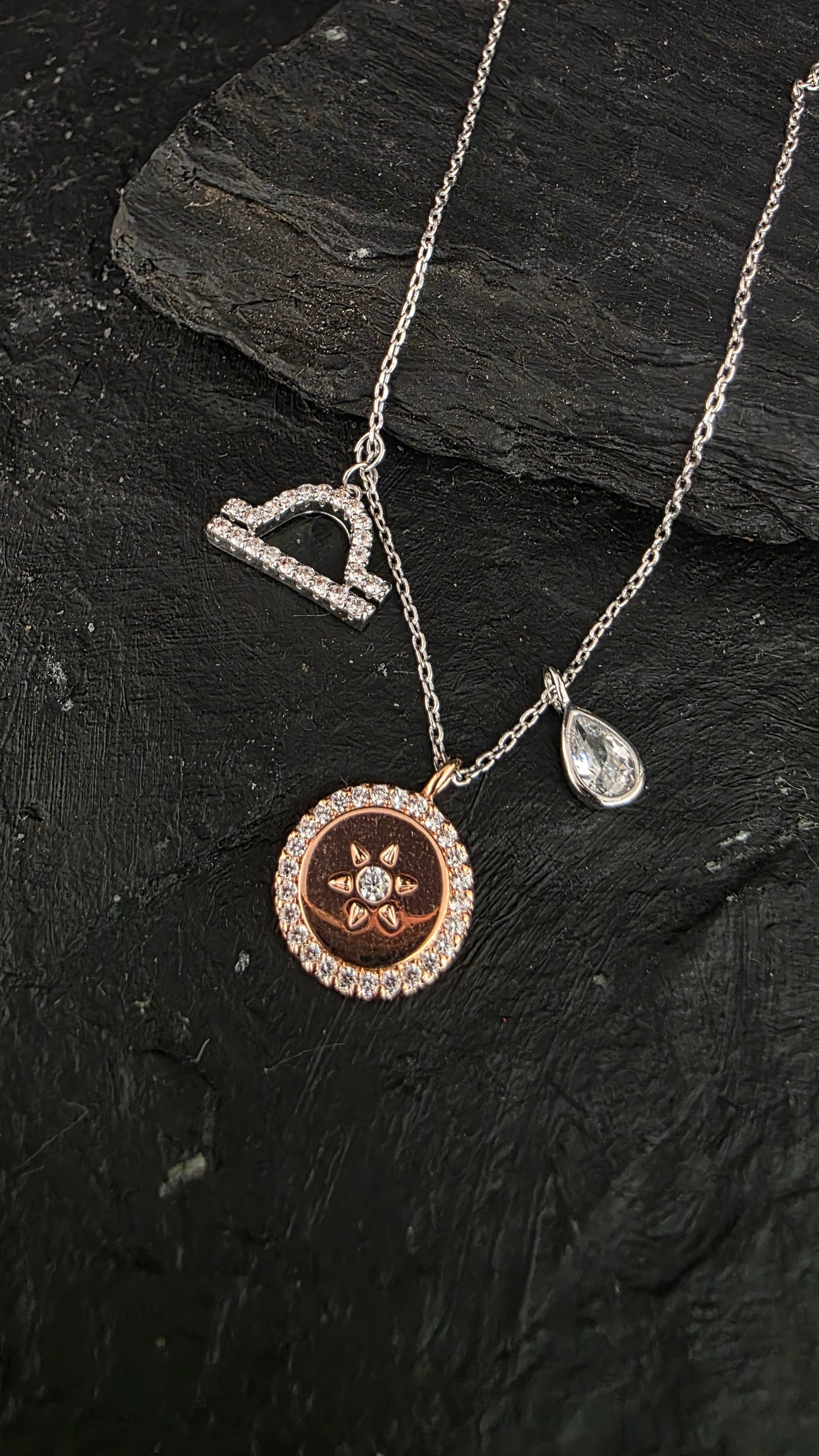 Collar zodiacal libra