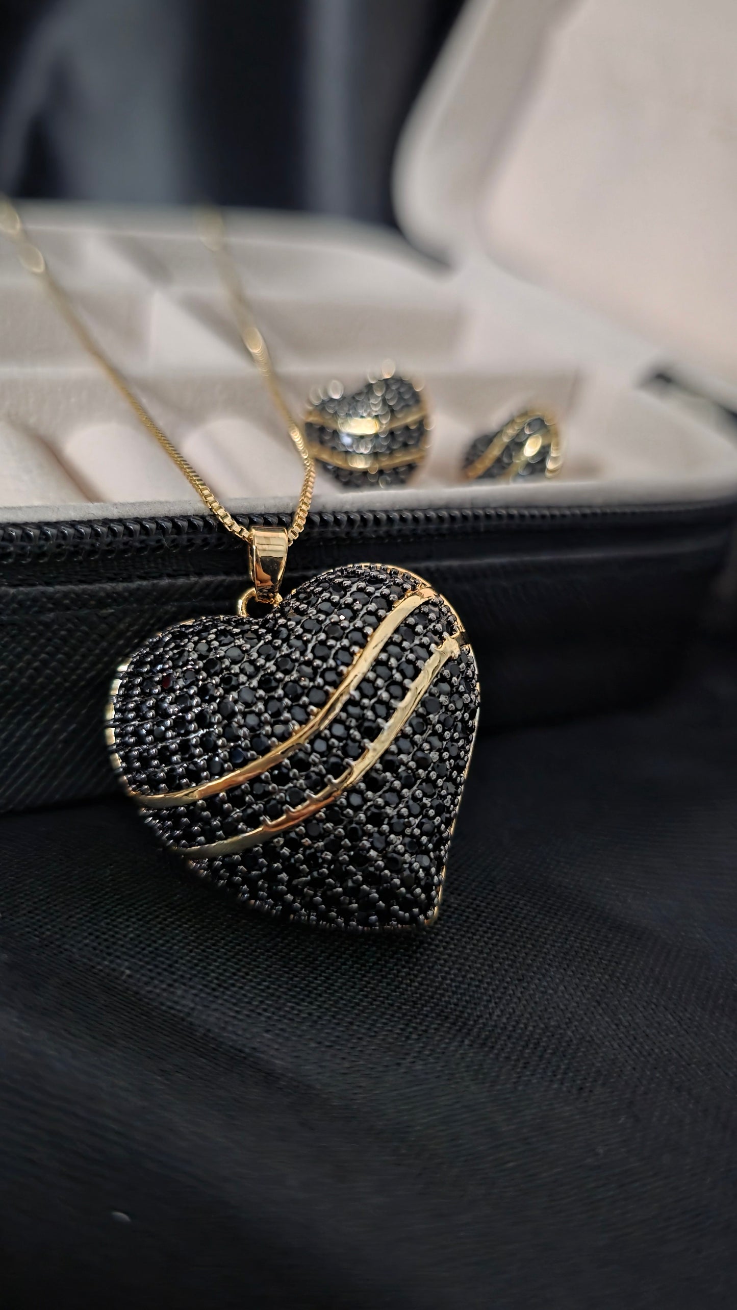 Conjunto Aura Corazón Noir