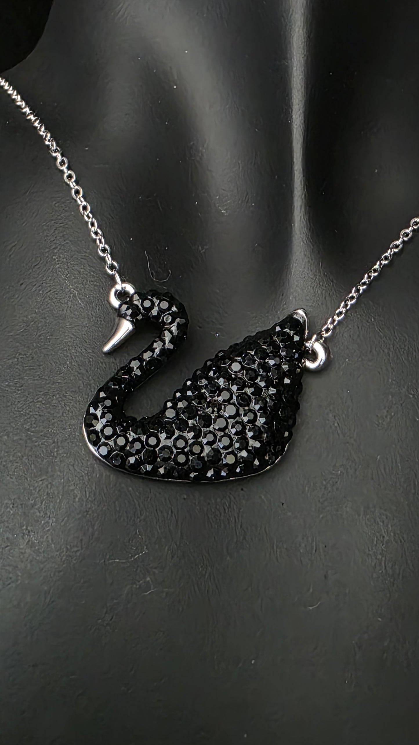 Collar Swarovski Swan