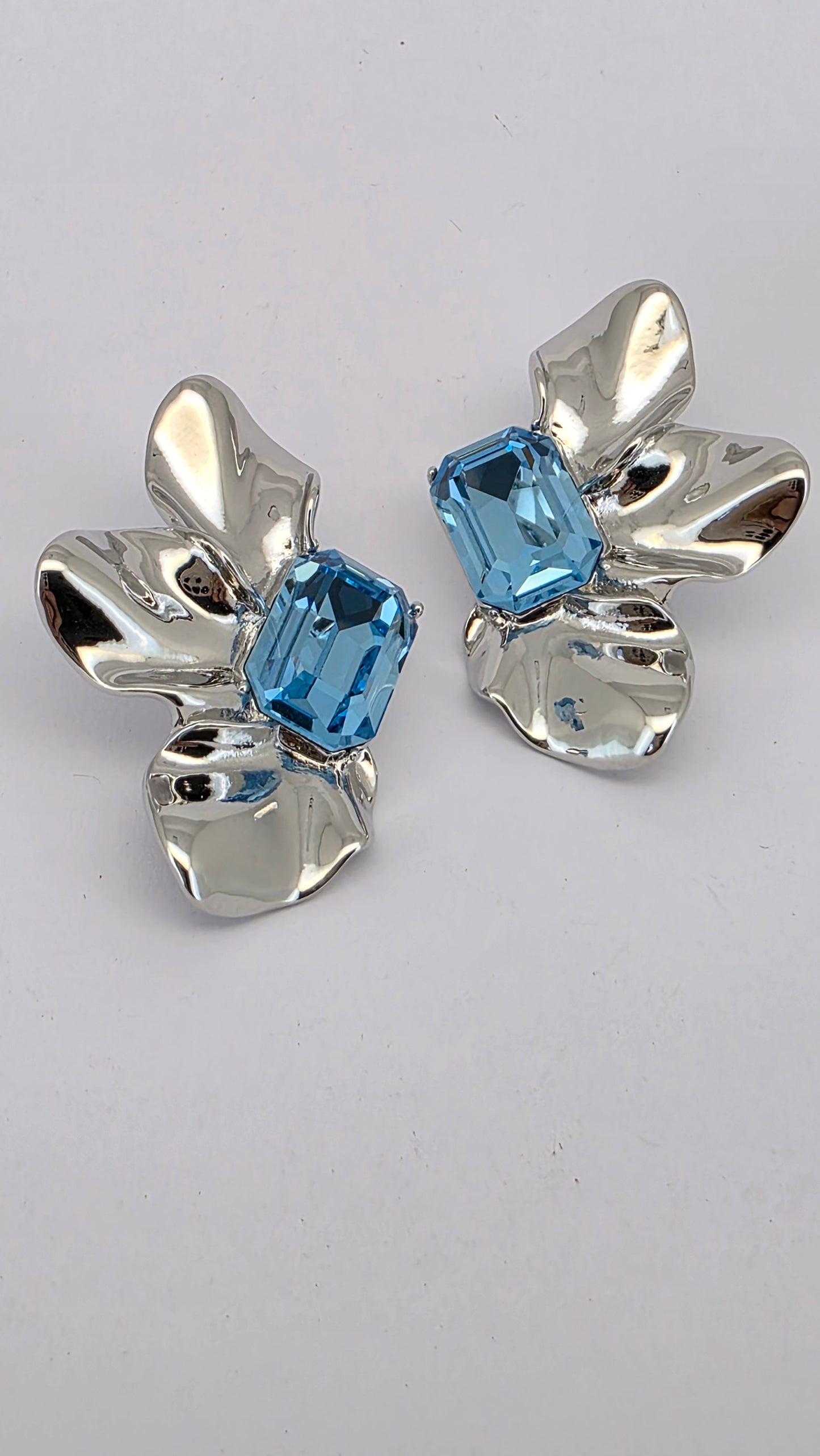 Aros Swarovski flor de primavera