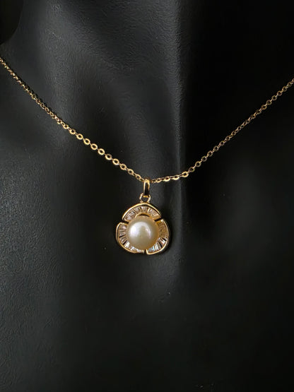 Collar de plata Macarena